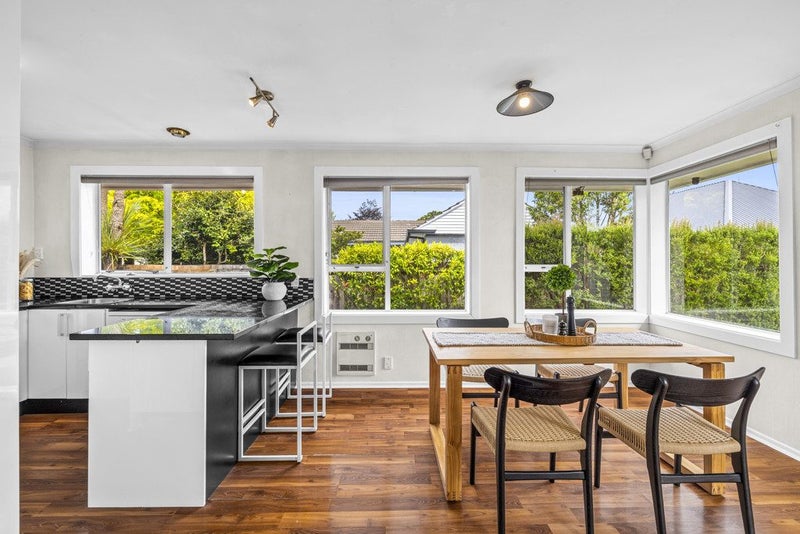 Family Home - Burnside High Zone!64525530742658114