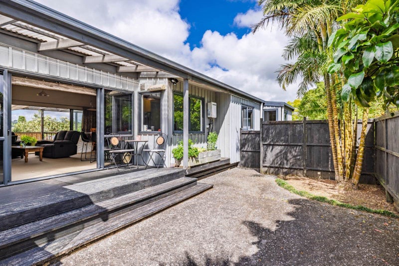 Cute As A Button + Priced To Sell64525725029890111