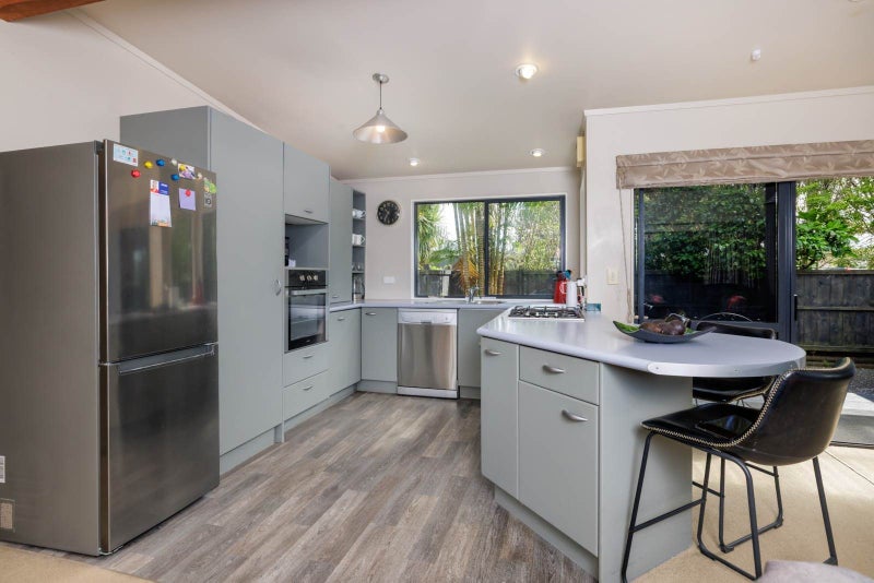 Cute As A Button + Priced To Sell64525725029890112