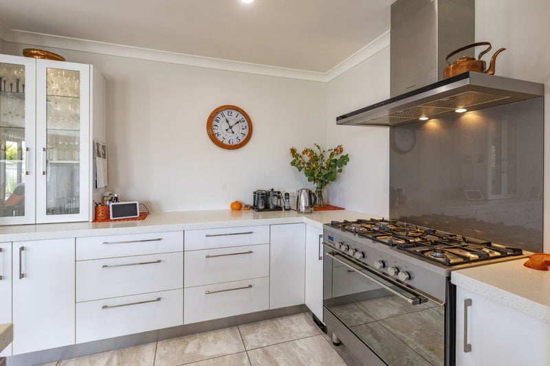 Prestigious, Private Oasis in Pimlico Place64525917920258113