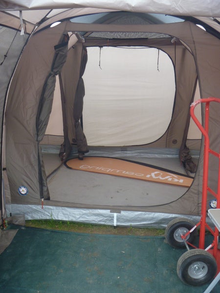 Tent64526001250945110