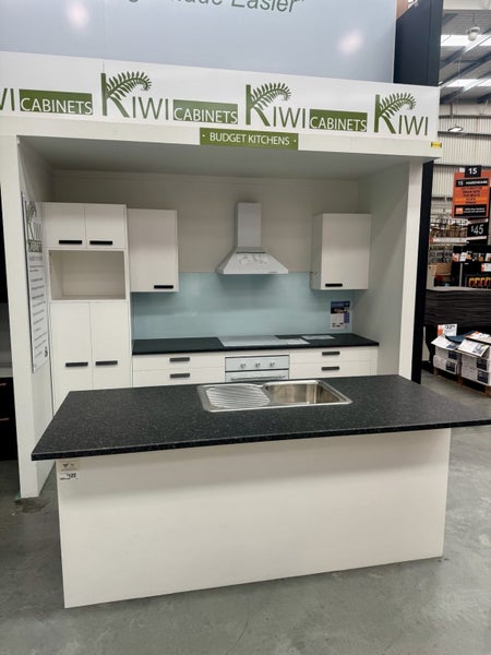 Ex- Display Kitchen Carousel 1