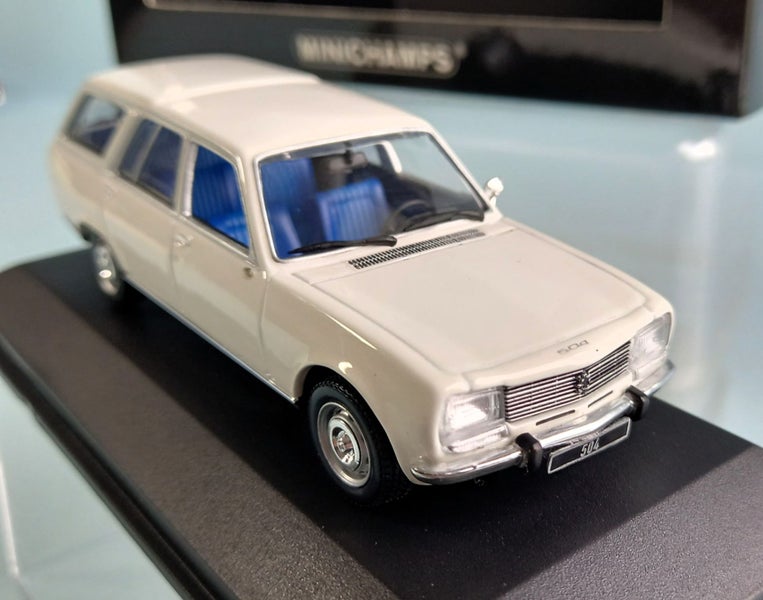 1975 Peugeot 504 Break White ~ Minichamps 1/43 Carousel 1