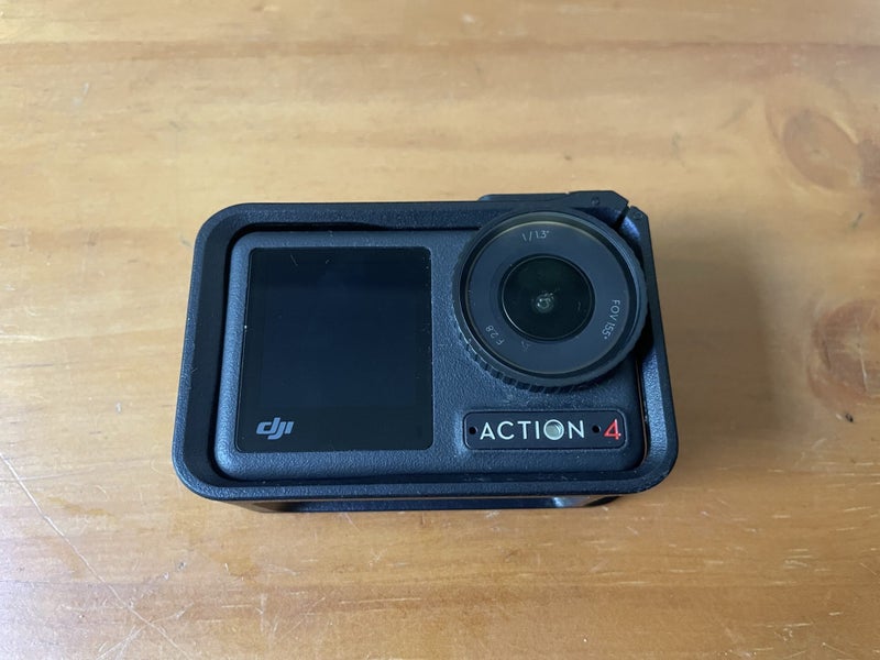DJI Osmo Action 4 – Excellent Condition + Accessories64526348212098114