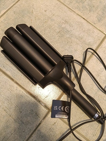 GHD WAVE Triple Barrel Waver Carousel 1