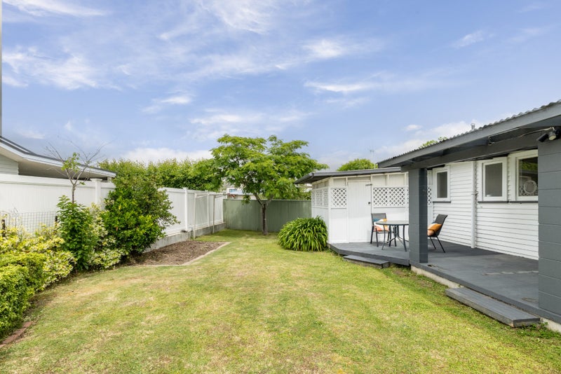 Cute, Comfortable and Convenient64527410388994113