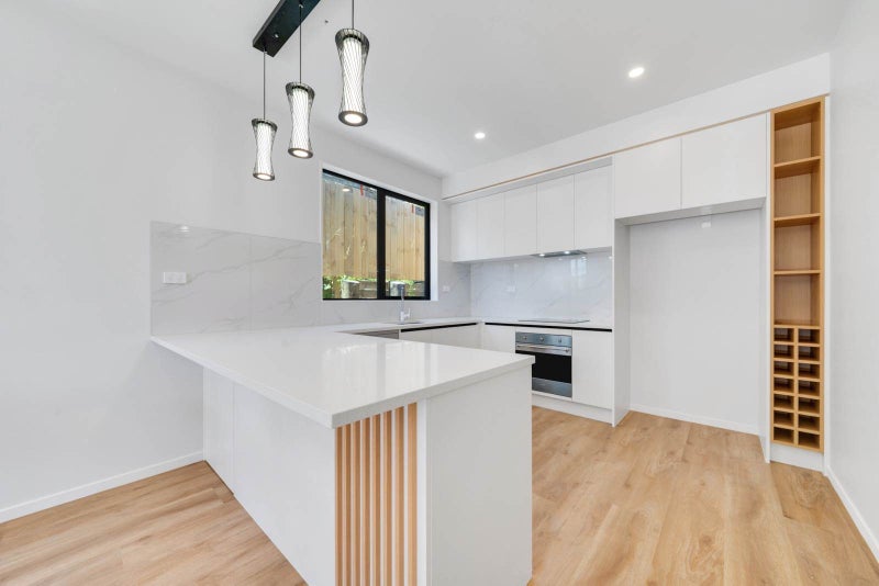 Brand-New Luxury Living in Totara Heights – Y...64527410452483112