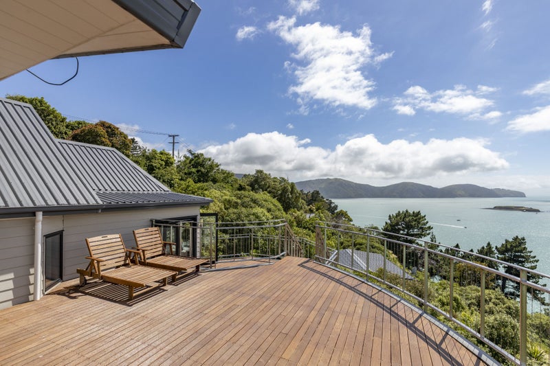 Breathe in the Views, Embrace the Lifestyle64527410485634113