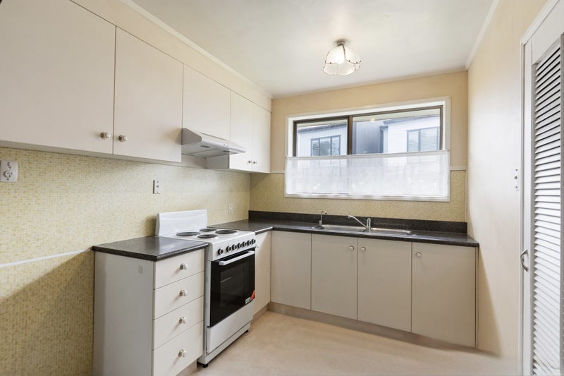 #THEDAY - Brick and Tile with Urgency!64549874252802114