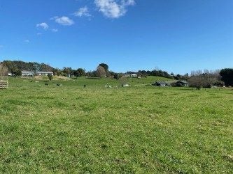 Prime 0.7881ha Flat Section - Services at the Gate64539577458051111