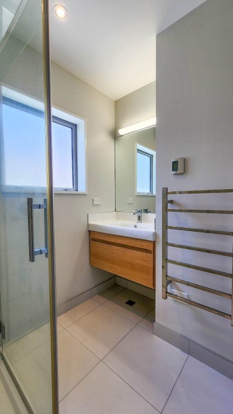 Silverdale, 3 bedrooms64527606467969114