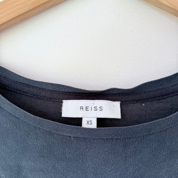 Reiss XS Short-Sleeved Linen Top Carousel 2