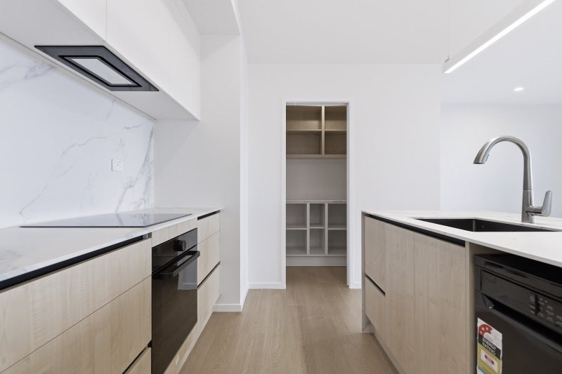 Move-In Ready With Every Detail Considered64528202730881113