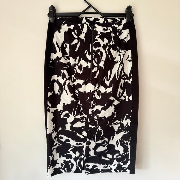 Cue Size 8 Black White Abstract Print Cotton Pencil Skirt Carousel 2