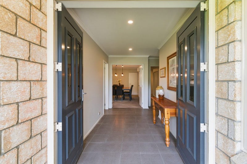 Space, Style & Comfort!64528004233475113