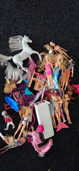 Bulk barbie Carousel 13
