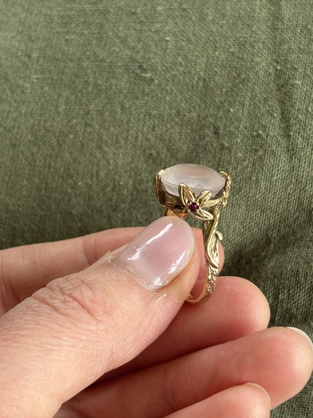 Beau & River Ivy Ring Carousel 1