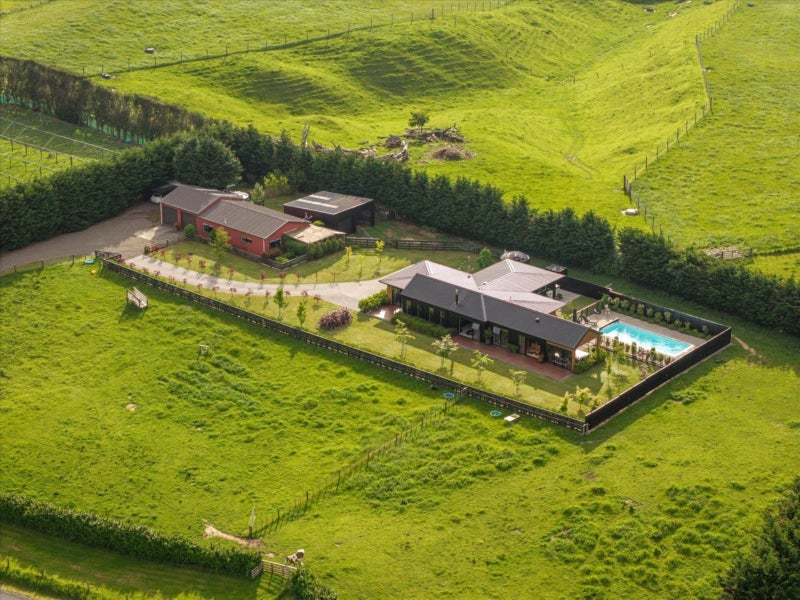 Two Homes, A Future Full of Possibilities64536230200321112