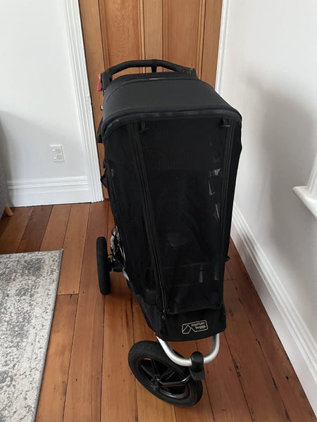 Stroller (mountain buggy urban jungle)64528117924994113