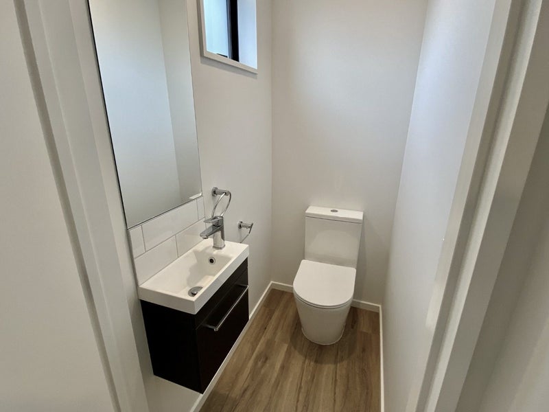 Waltham, 2 bedrooms64528103620866114