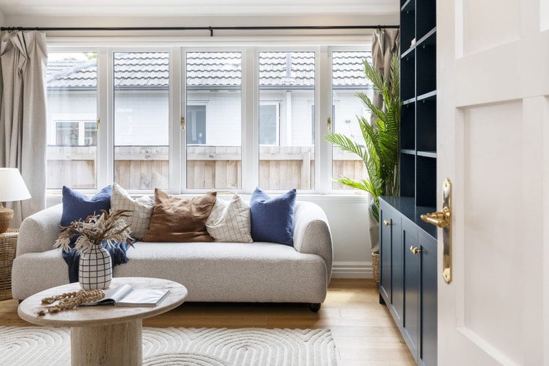 A Home That Warms the Heart64528499843971114