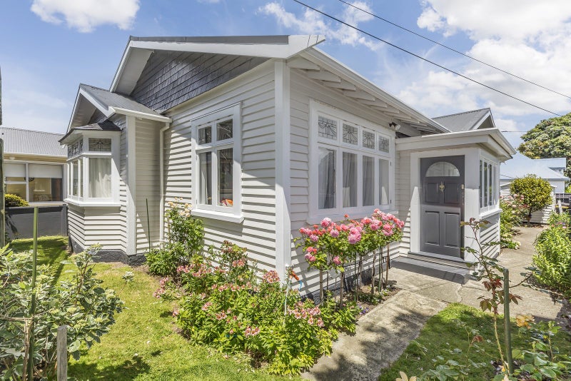 Immaculate, Sunny & Simply Beautiful64528301328258111