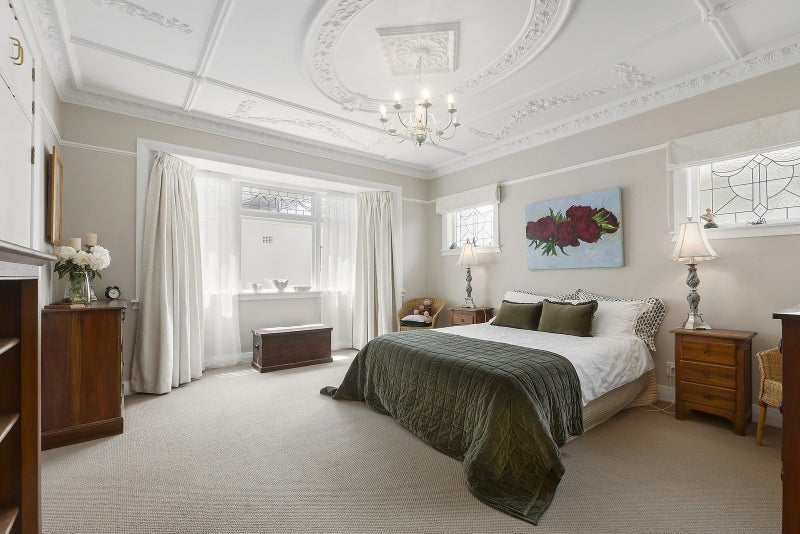 Immaculate, Sunny & Simply Beautiful64528301328258112