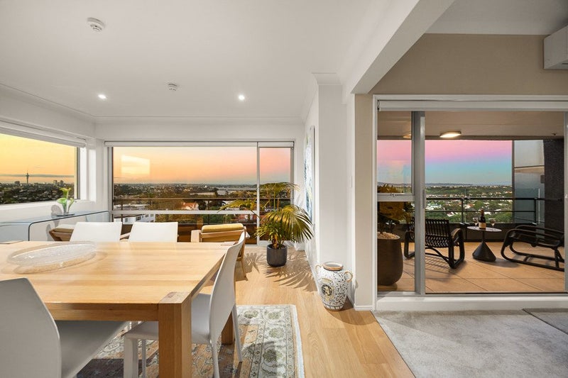 Endless Horizons, Effortless Living64528286963330114