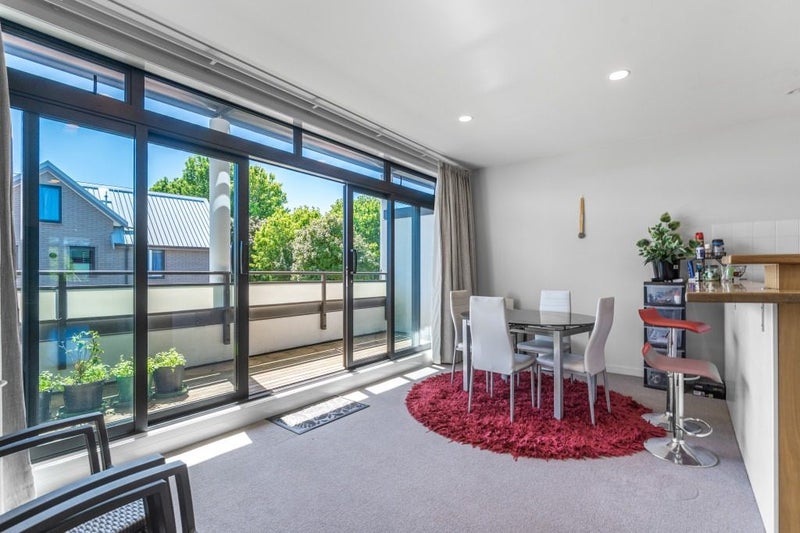 Remuera, 3 bedrooms64628077664898110