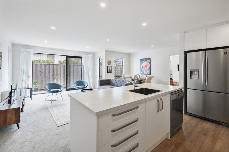 A Hidden Gem With Heart64528301259522112