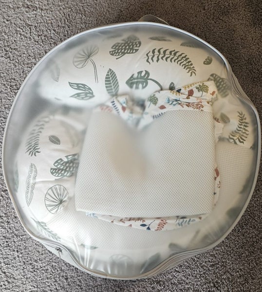 Purflo pregnancy pillow + extra cover Carousel 2