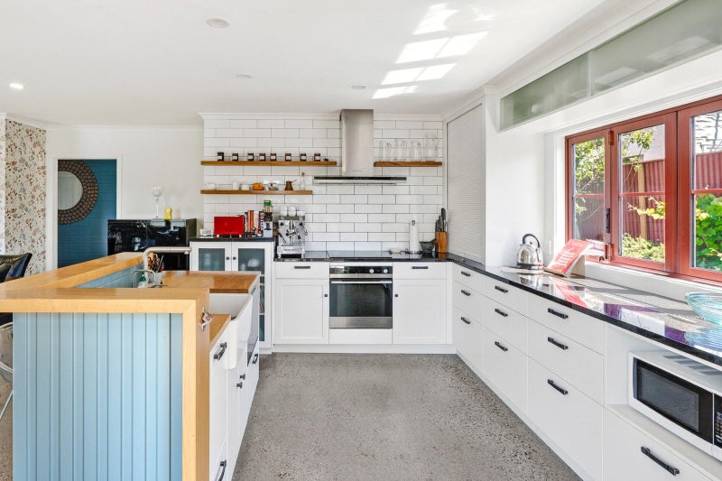 Style, Charm & Location All in One!64528499791746112