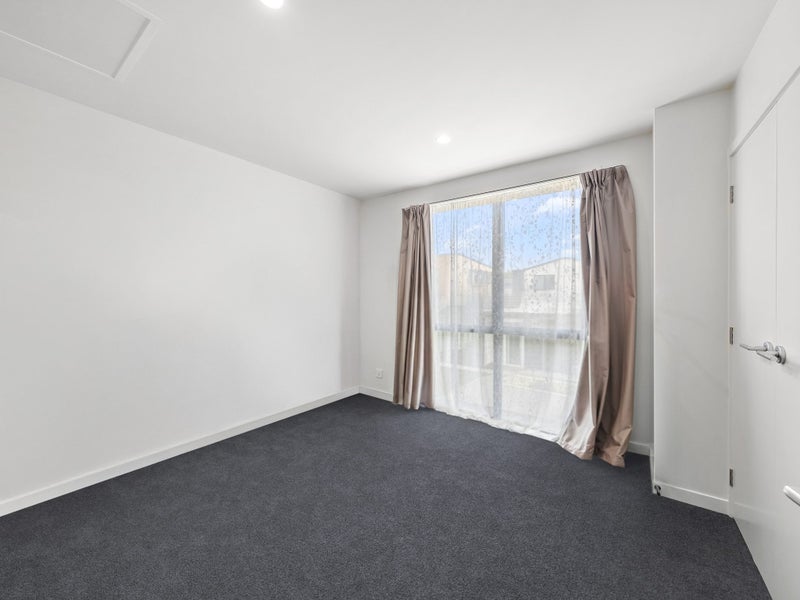 OWNERS ON THE MOVE - MUST BE SOLD!64528499756547112