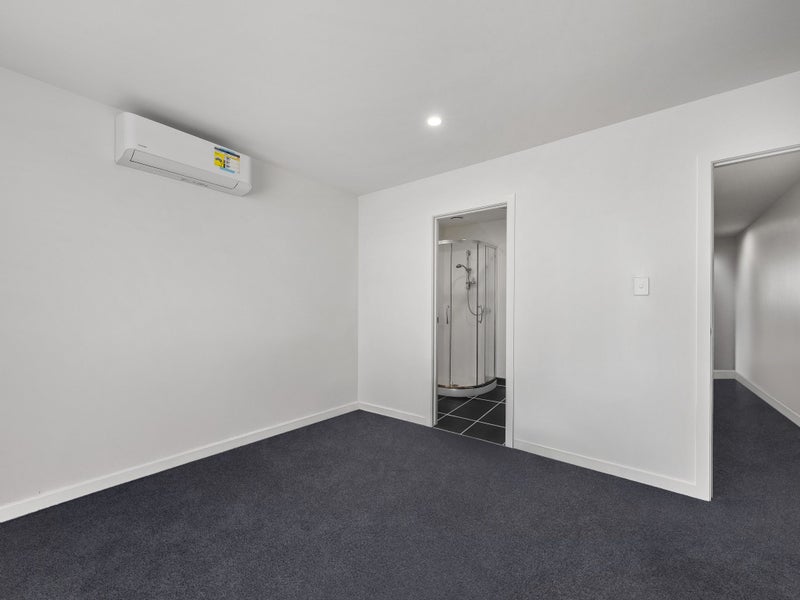 OWNERS ON THE MOVE - MUST BE SOLD!64528499756547113