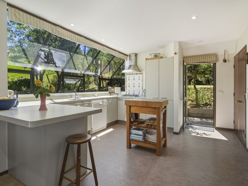 Peace, Privacy & Harbour Views & Super Spacious64528585710851114