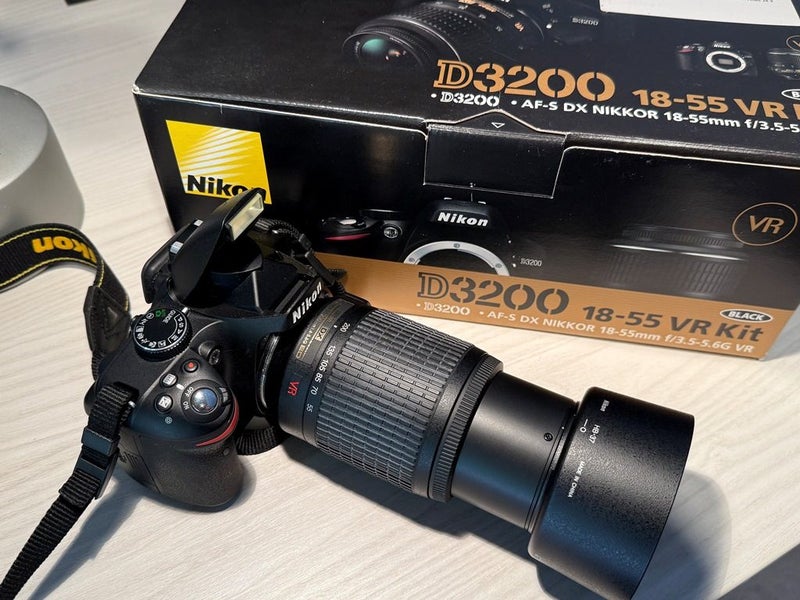 Nikon D3200 24MP DLSR Camera & Lenses64528717144961111