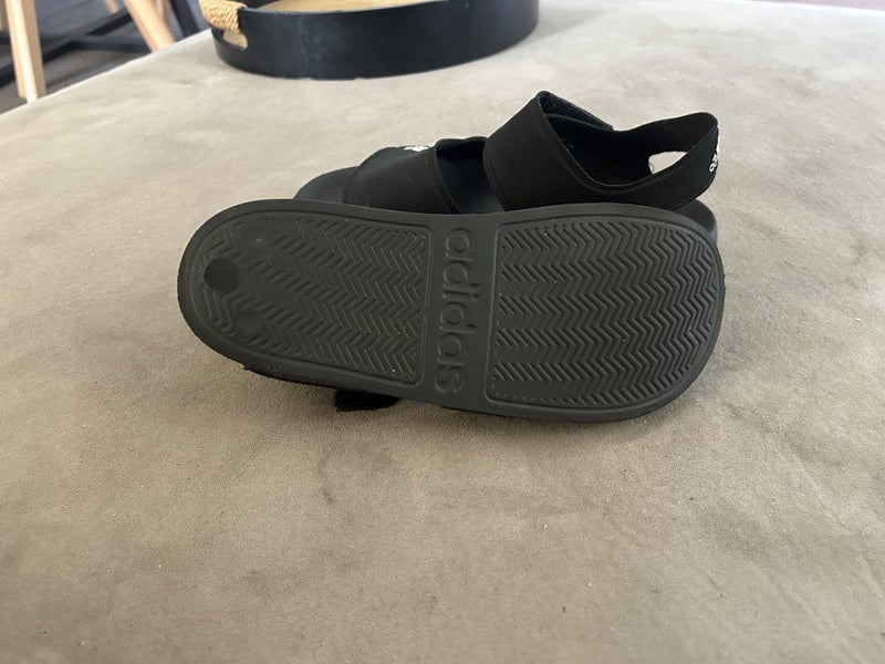 Boys shoes - Adidas, Nike, New Balance etc Carousel 2