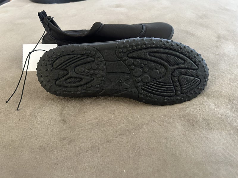 Boys shoes - Adidas, Nike, New Balance etc Carousel 10