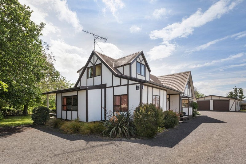 Lifestyle Property with Industrial Zoning.64528801159298110