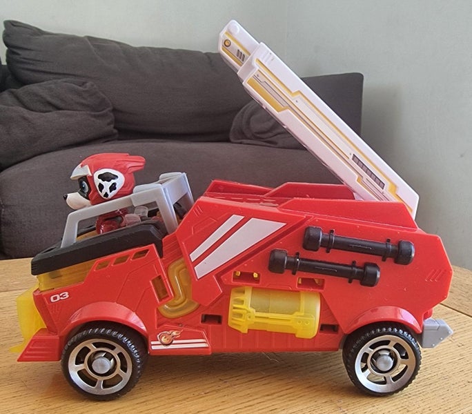 Paw Patrol Mighty Movie Marshall's Mighty Fire Truck Carousel 1