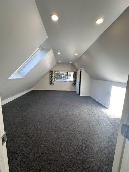 Torbay, 2 bedrooms64528985245698113