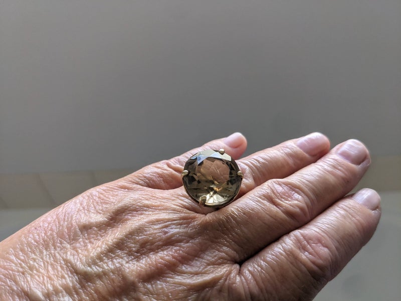 Huge smoky quartz 9 ct gold cocktail ring Carousel 13
