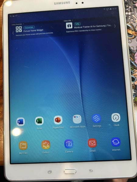 Samsung Tablet 16GB. Carousel 1
