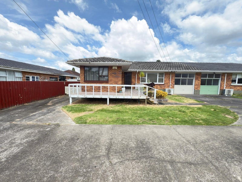 Papatoetoe, 3 bedrooms64529482877697110