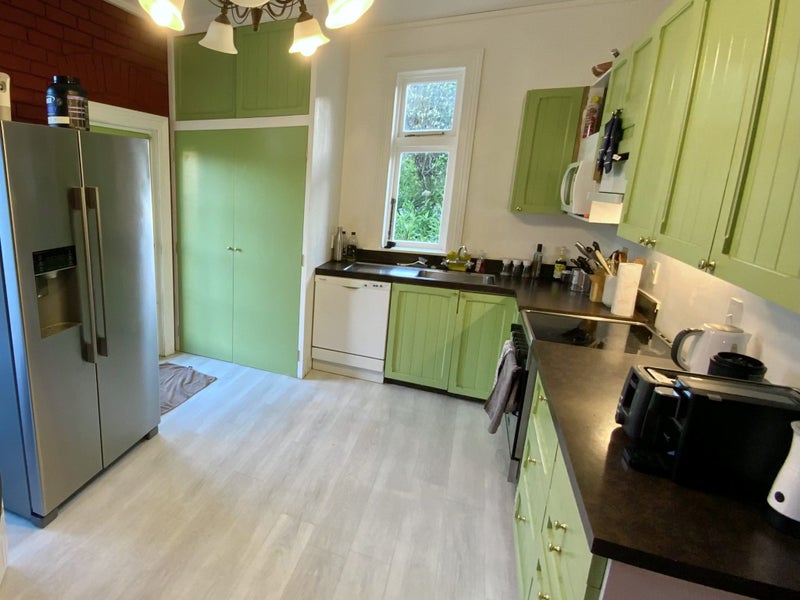 Kew, 1 bedroom64529916845443114