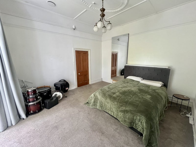 Kew, 1 bedroom64529916845443112