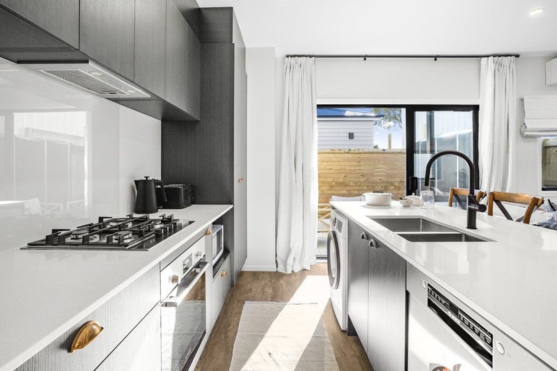 Fresh, Stylish & So Convenient64684870132995112