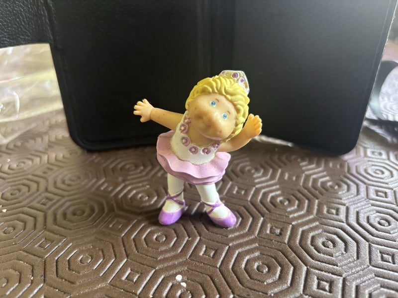 4x Vintage Cabbage Patch Kids Mini Figures PVC 1984 Carousel 5