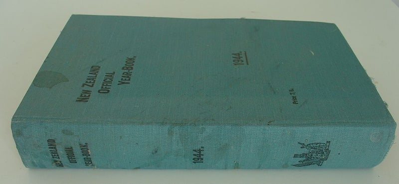 1944 NZ Year Book 52nd edition incl Fold Out Map Carousel 1