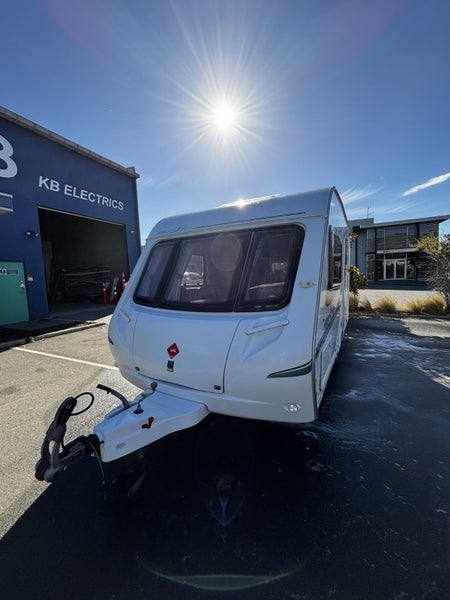 2005 Abbey Freestyle 400 – 2 Berth | WOF, Reg & G64802687146755110